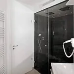 6 Person In Апартаменты *