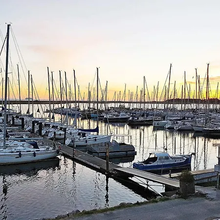 Apartamento 6 Person In